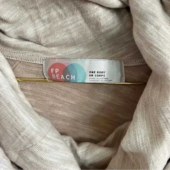 Free People Beach Cocoon Cowl Neck Pullover Heathered Oatmeal/Cream Size M/L - Picture 11 of 11